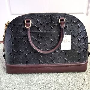 NWT Woman's Coach Bag